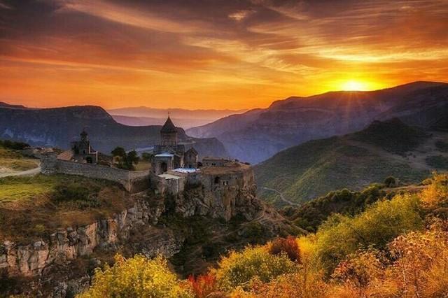 Camping In Tatev Hotel Exterior foto